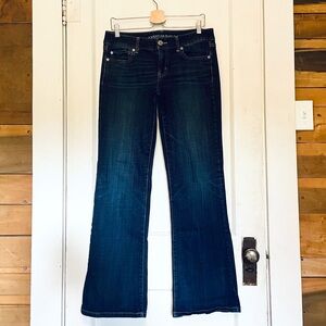 AE American Eagle Favorite Boyfriend Bootcut Stretch Denim Jeans size 10 Long